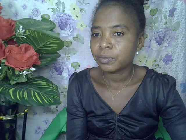 Momeny webcam