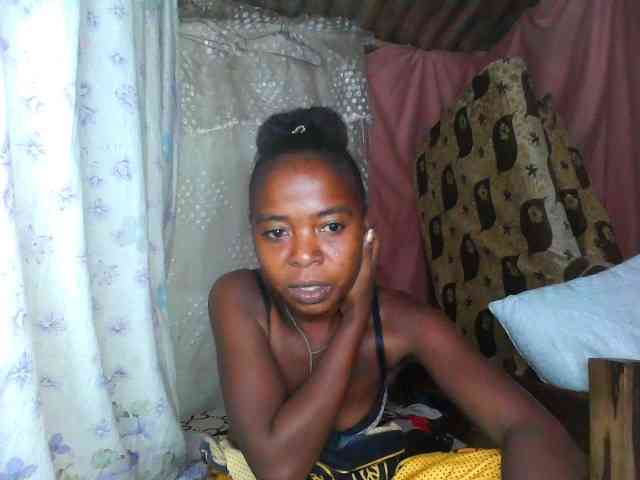 Momeny webcam