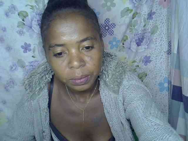 Momeny webcam