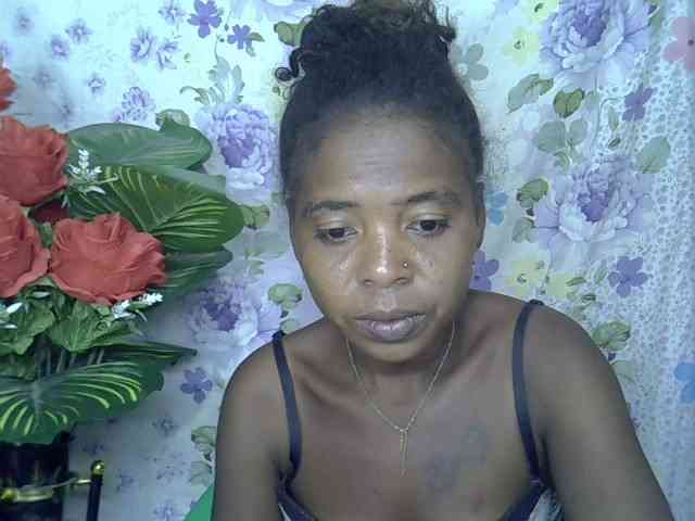 Momeny webcam