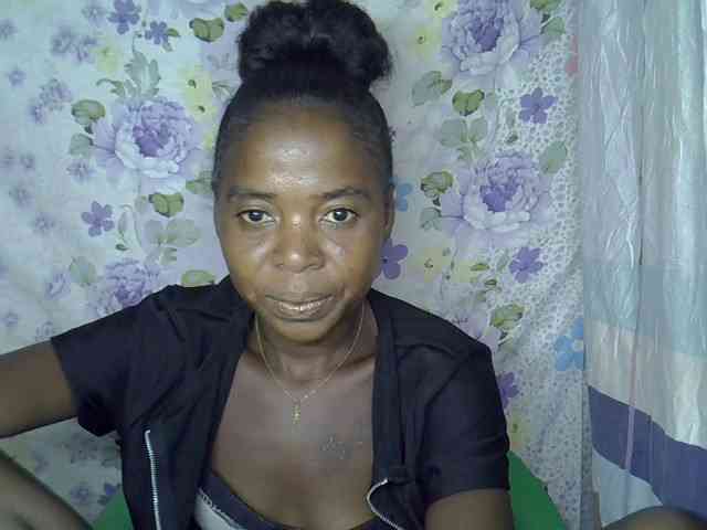 Model: Momeny