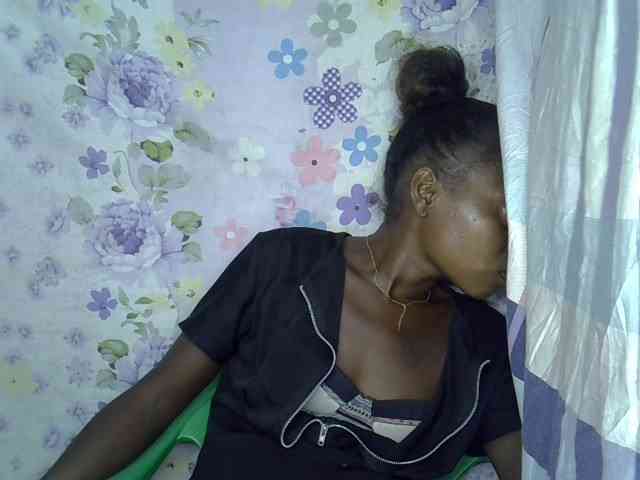 Momeny webcam