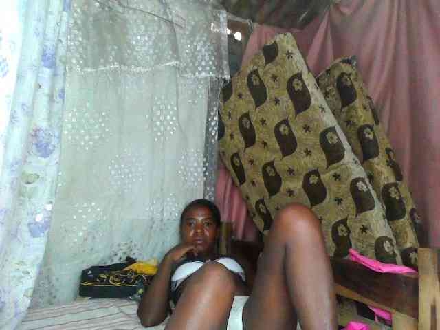 Momeny webcam