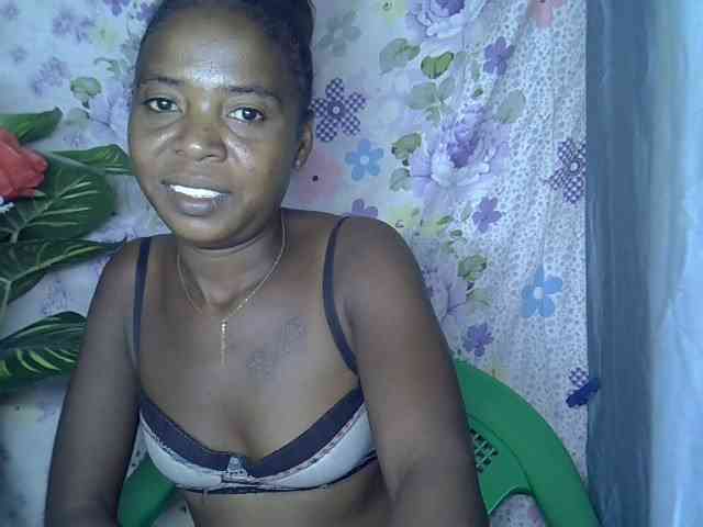 Momeny webcam