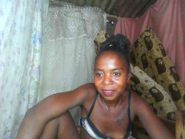 Momeny webcam