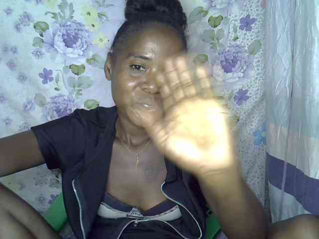 Momeny webcam