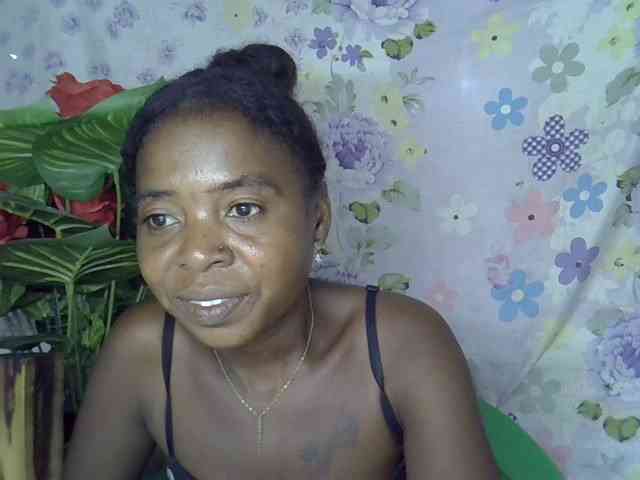Momeny webcam