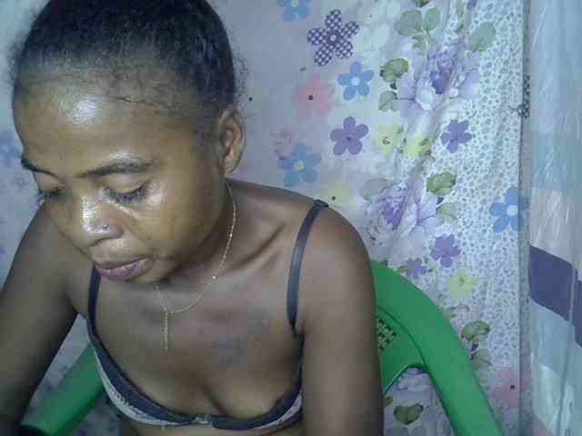 Momeny webcam