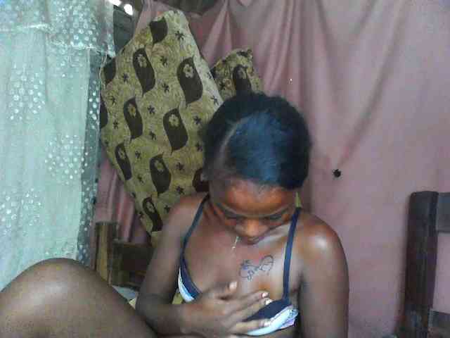Momeny webcam