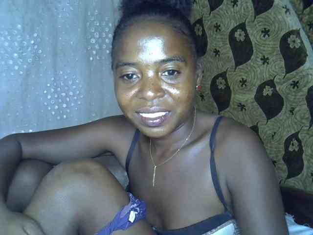 Momeny webcam