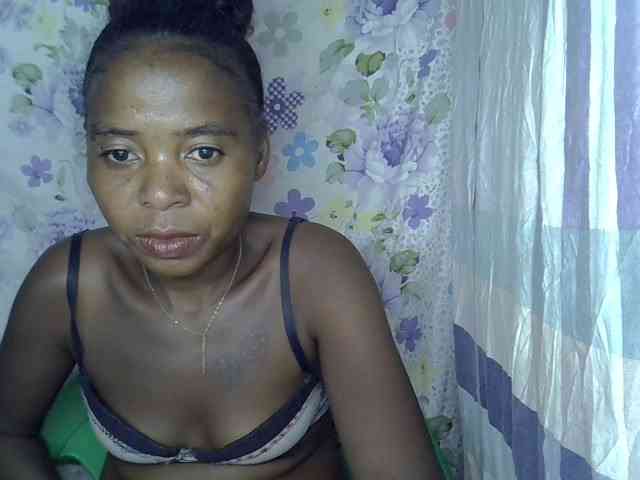Momeny webcam