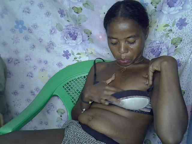 Momeny webcam