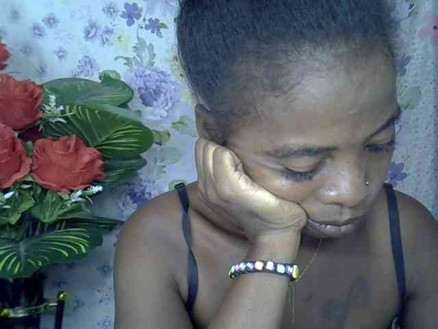 Momeny webcam
