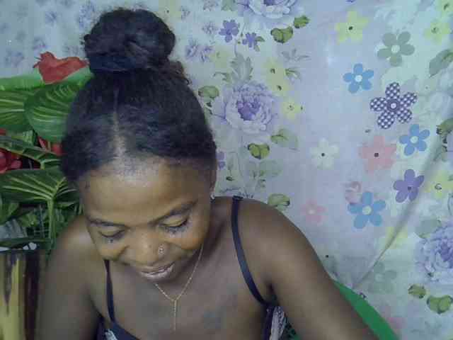 Momeny webcam