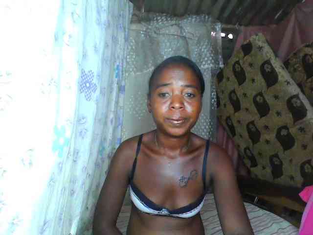 Momeny webcam