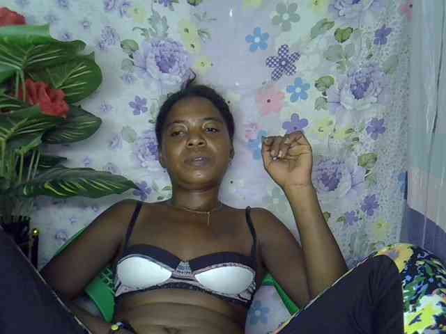 Momeny webcam
