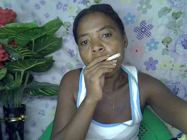 Momeny webcam