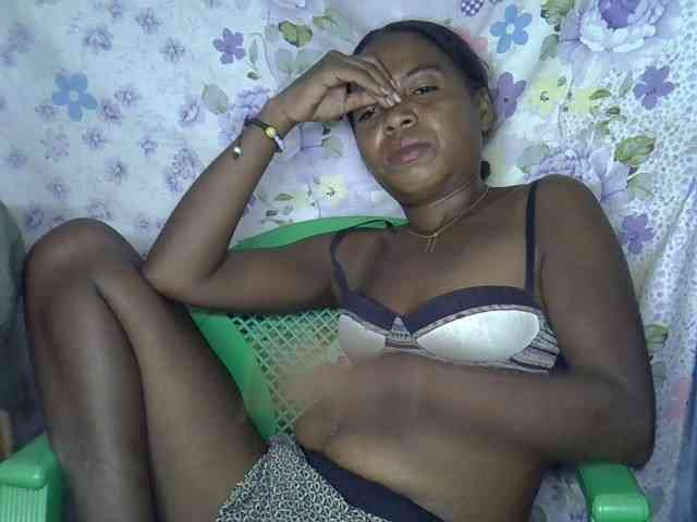 Momeny webcam