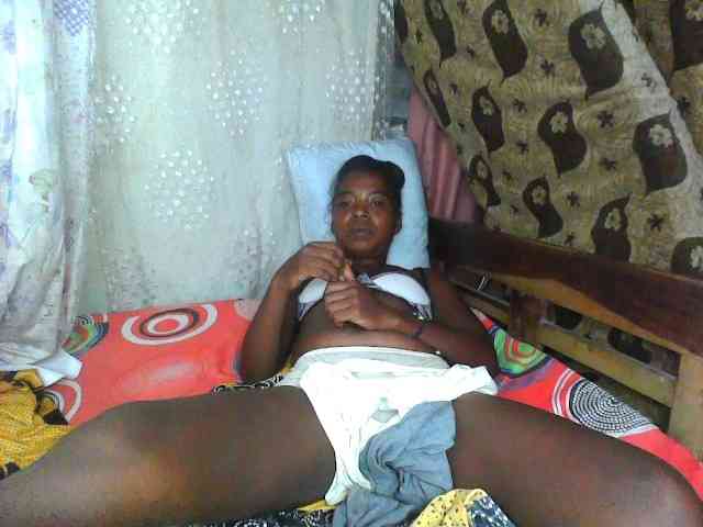 Momeny webcam