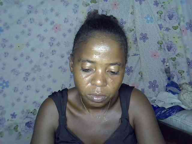 Momeny webcam