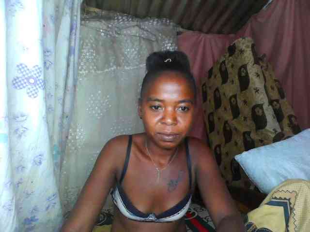 Momeny webcam