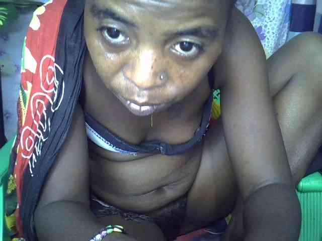 Momeny webcam