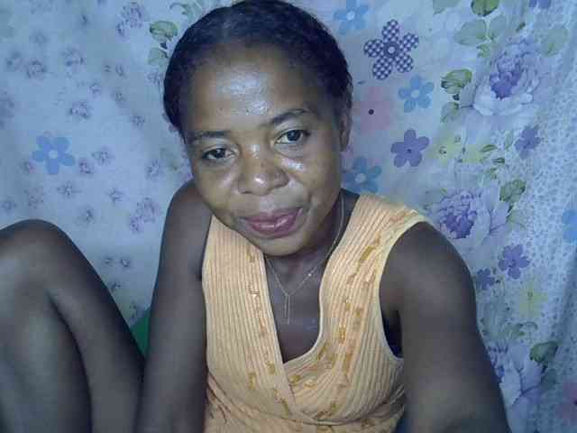 Momeny webcam