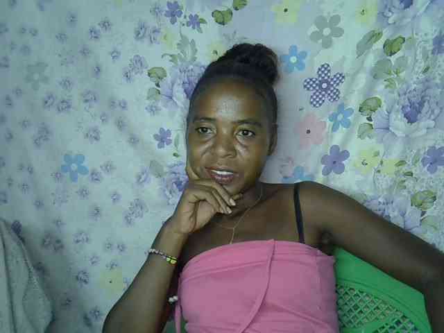 Momeny webcam
