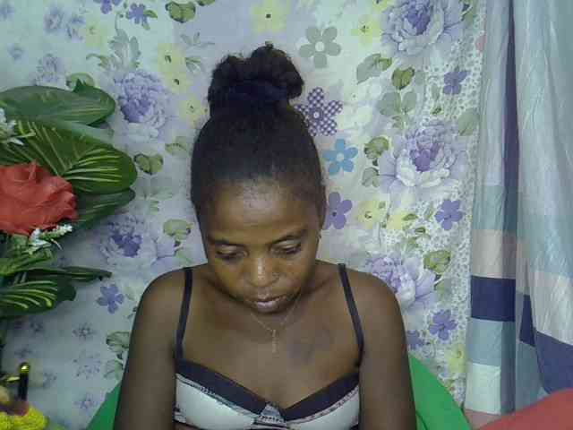 Momeny webcam