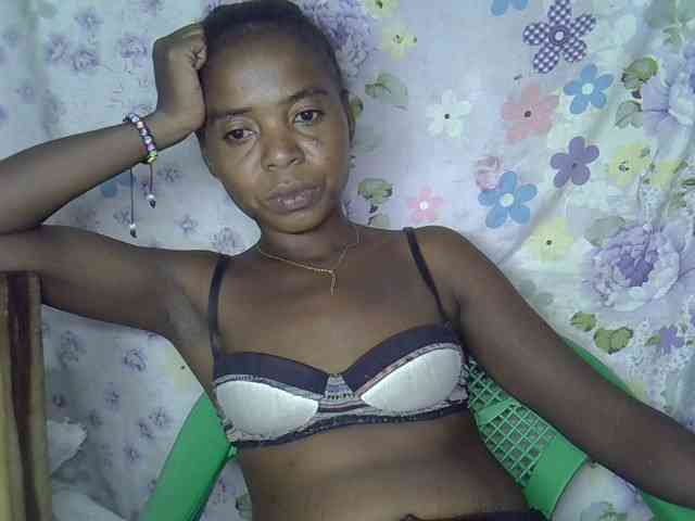 Momeny webcam