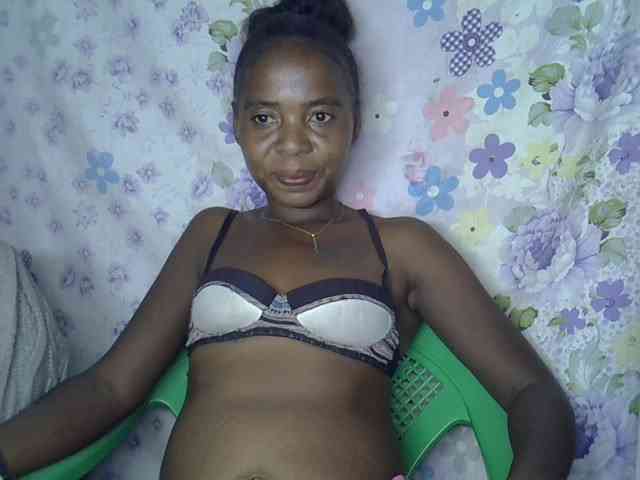 Momeny webcam