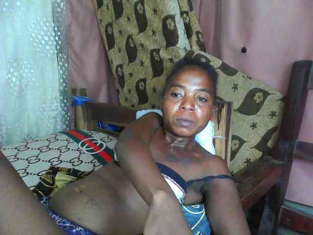 Momeny webcam