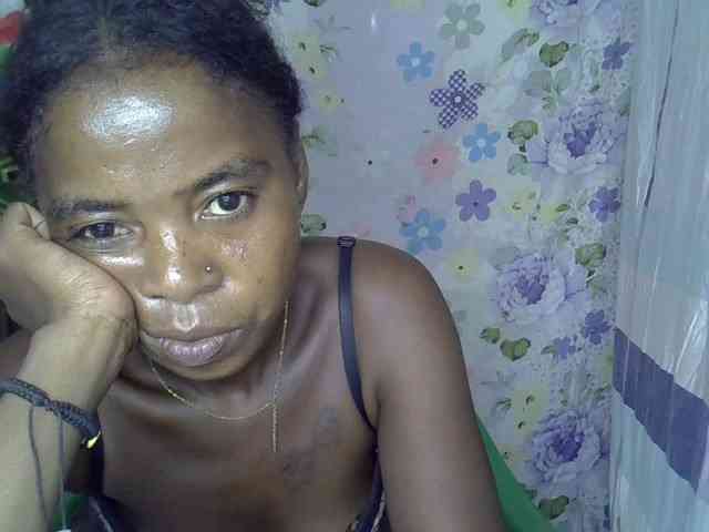 Momeny webcam