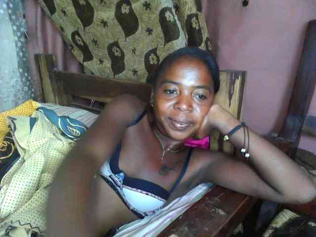 Momeny webcam