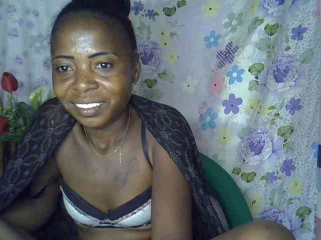 Momeny webcam