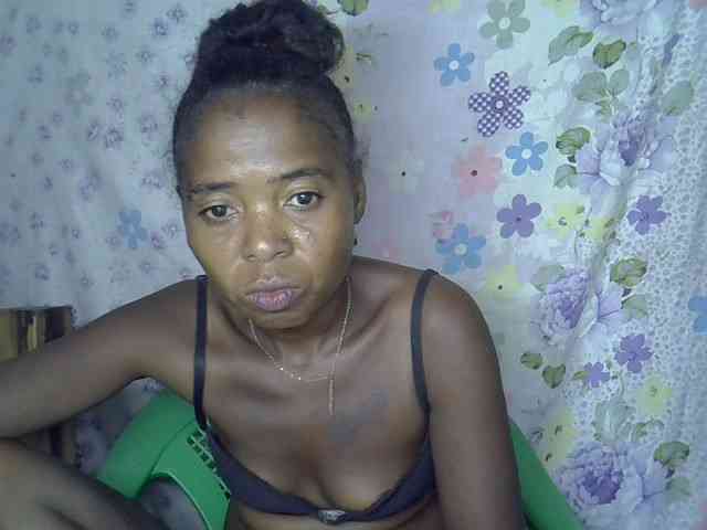 Momeny webcam