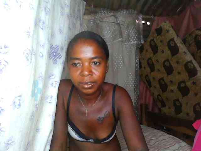 Momeny webcam