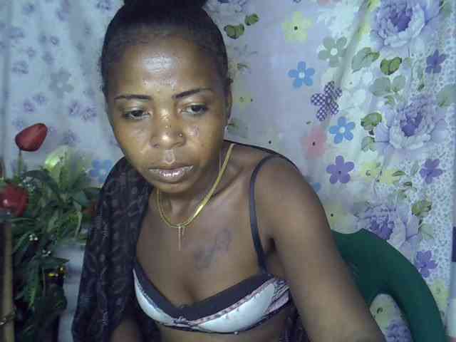 Momeny webcam