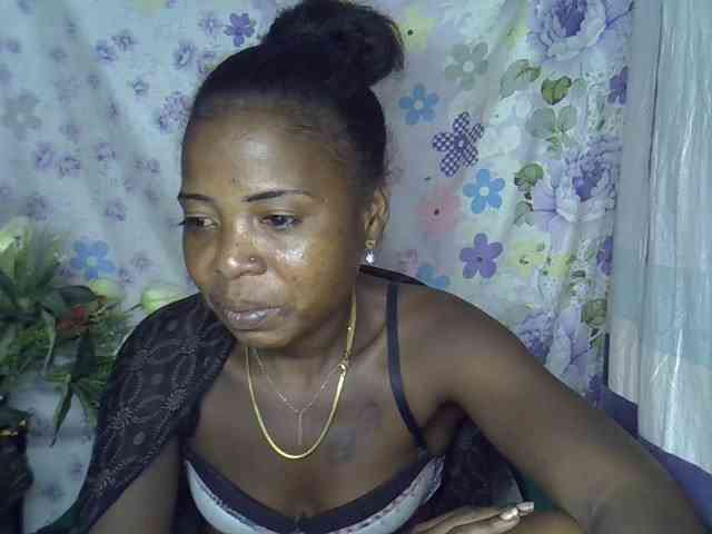 Momeny webcam