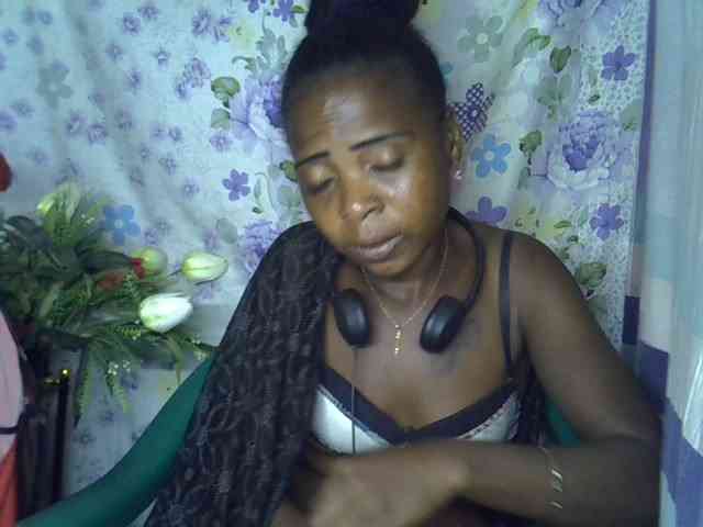 Momeny webcam