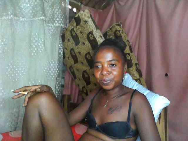 Momeny webcam