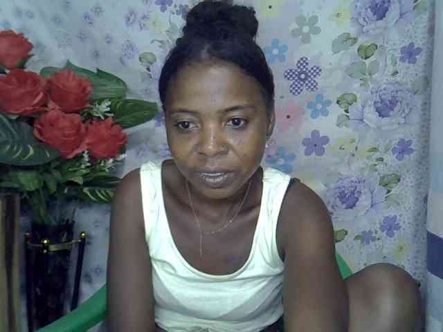 Momeny webcam
