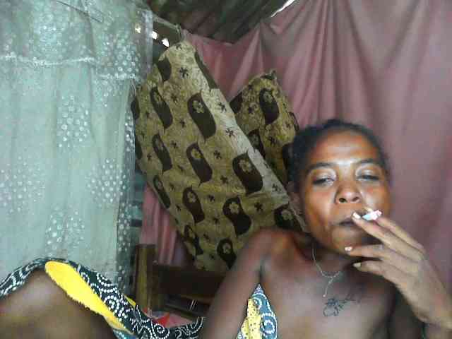 Momeny webcam
