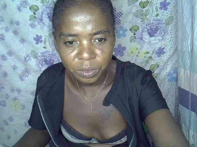 Momeny webcam