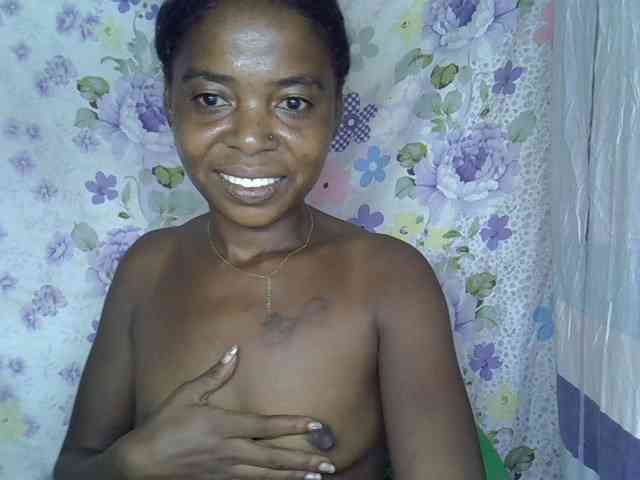 Momeny webcam