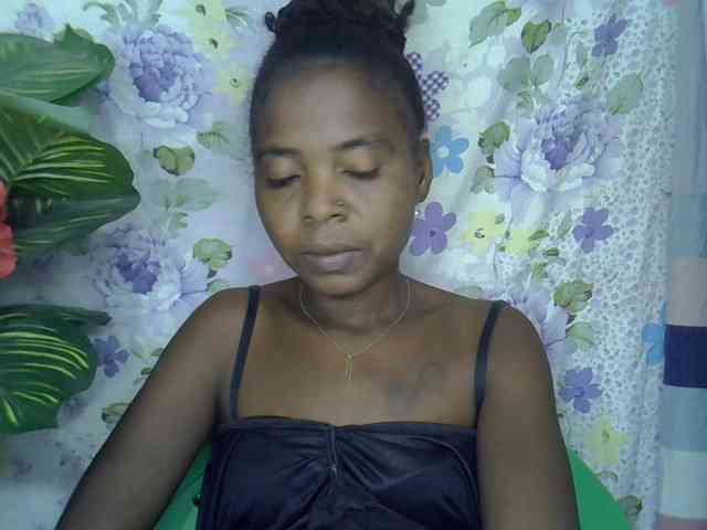Momeny webcam