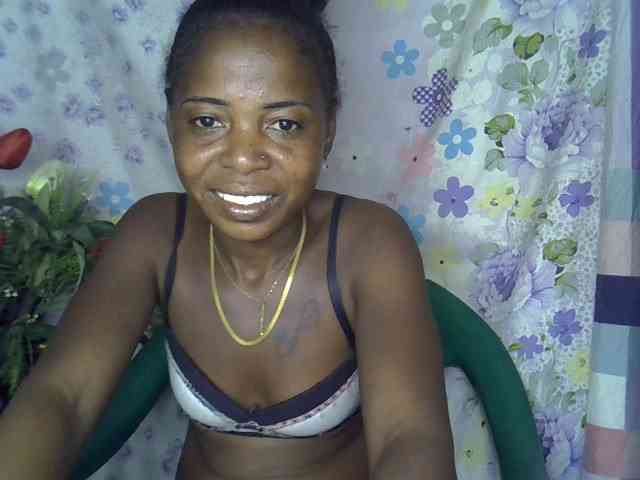 Momeny webcam
