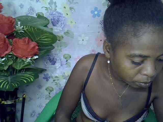 Momeny webcam