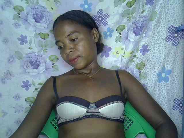 Momeny webcam
