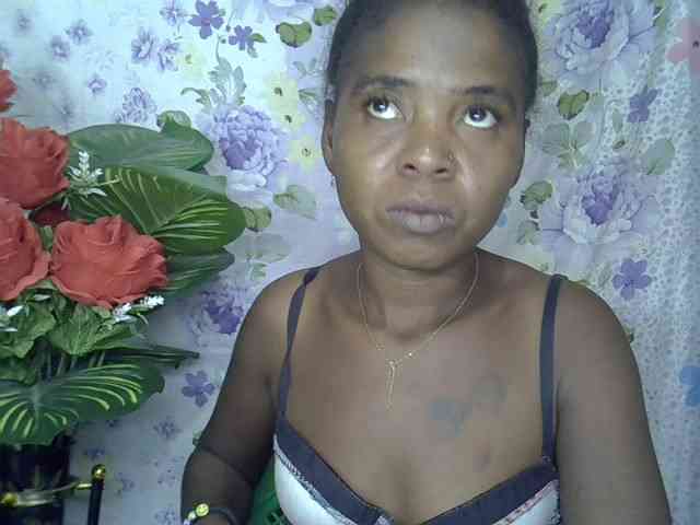Momeny webcam